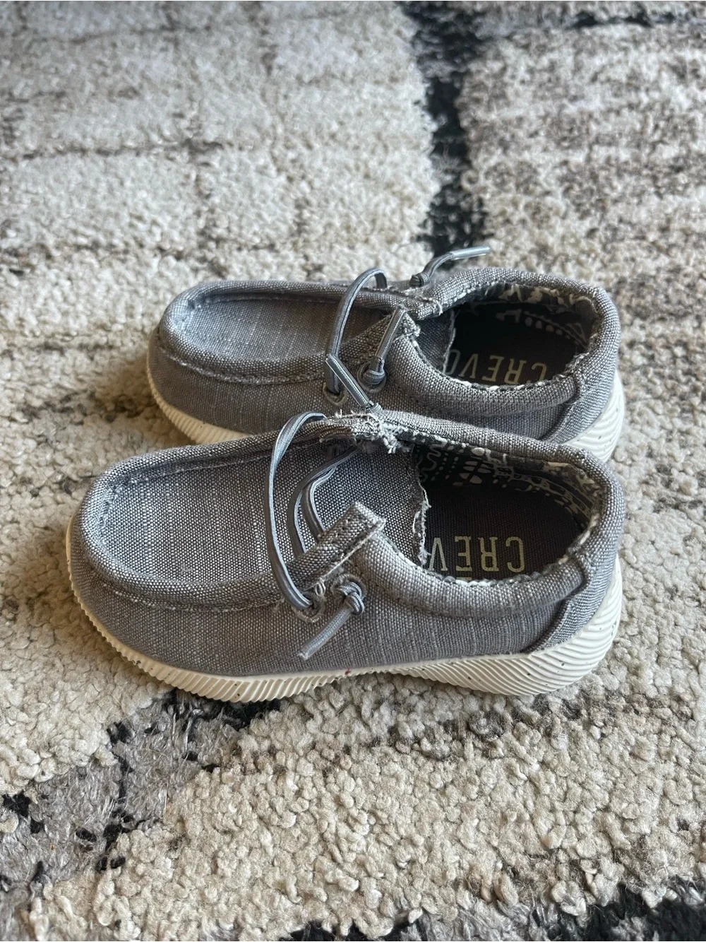 Crevo Gray Canvas Slip-On Sneakers with Elastic lace size 5